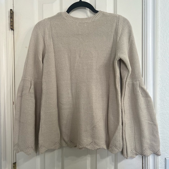 Crown & Ivy tan bell sleeve sweater - Picture 5 of 6